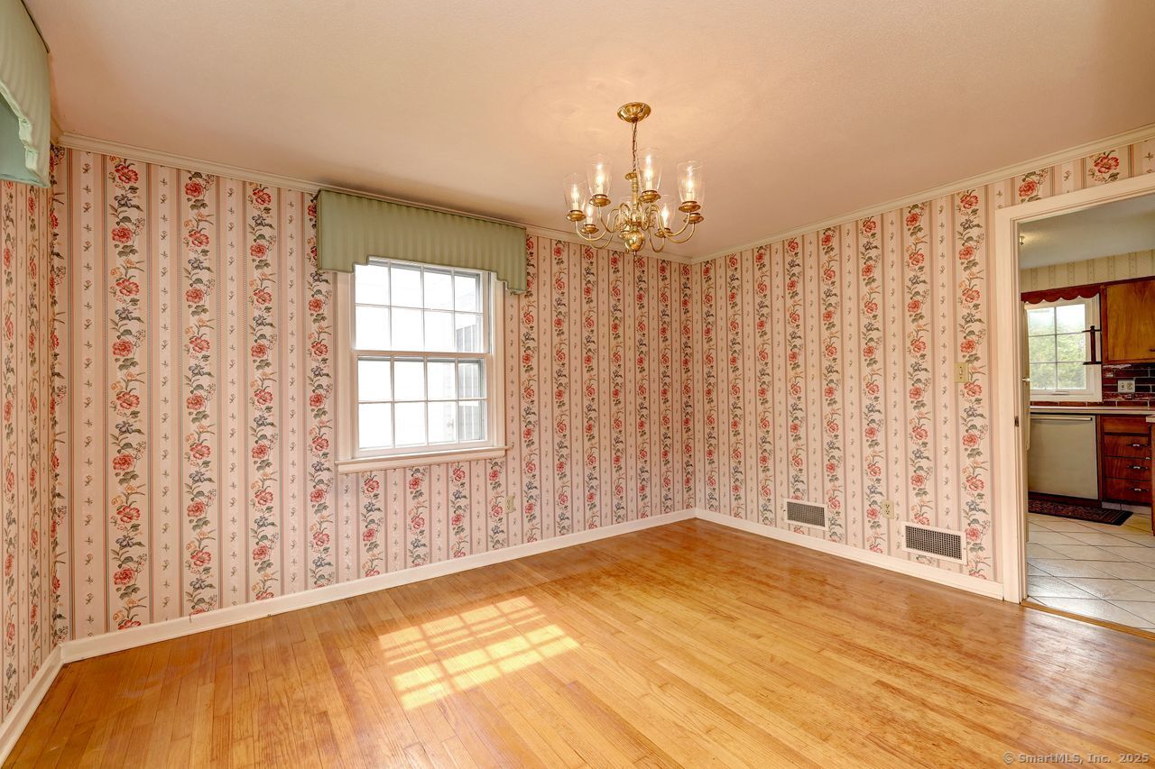 423 Baldwin Avenue, Meriden, Connecticut image 4