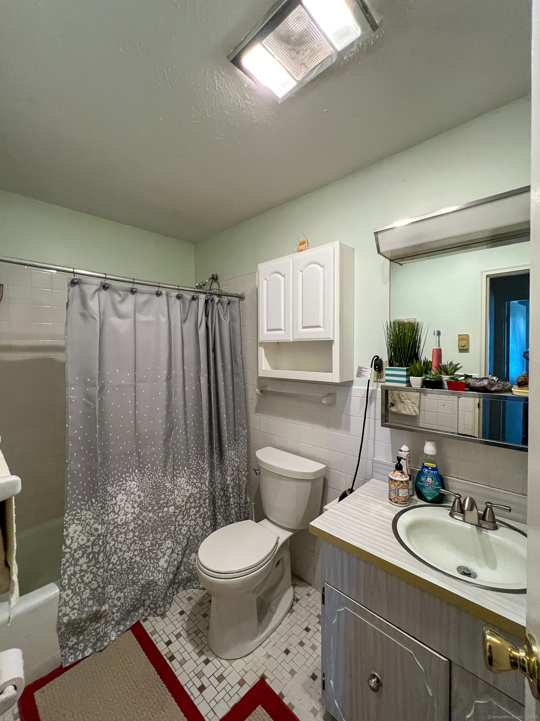 103 Horse Pond Road #APT E, Salem, Connecticut image 4