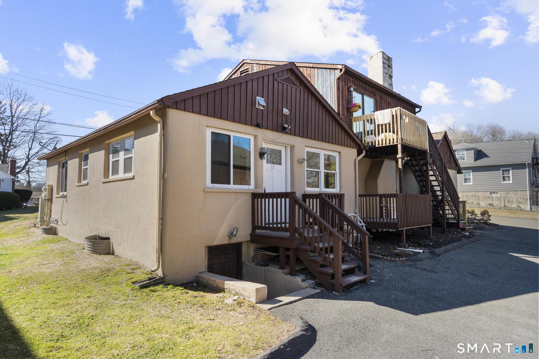 28-32 Starr Avenue 11