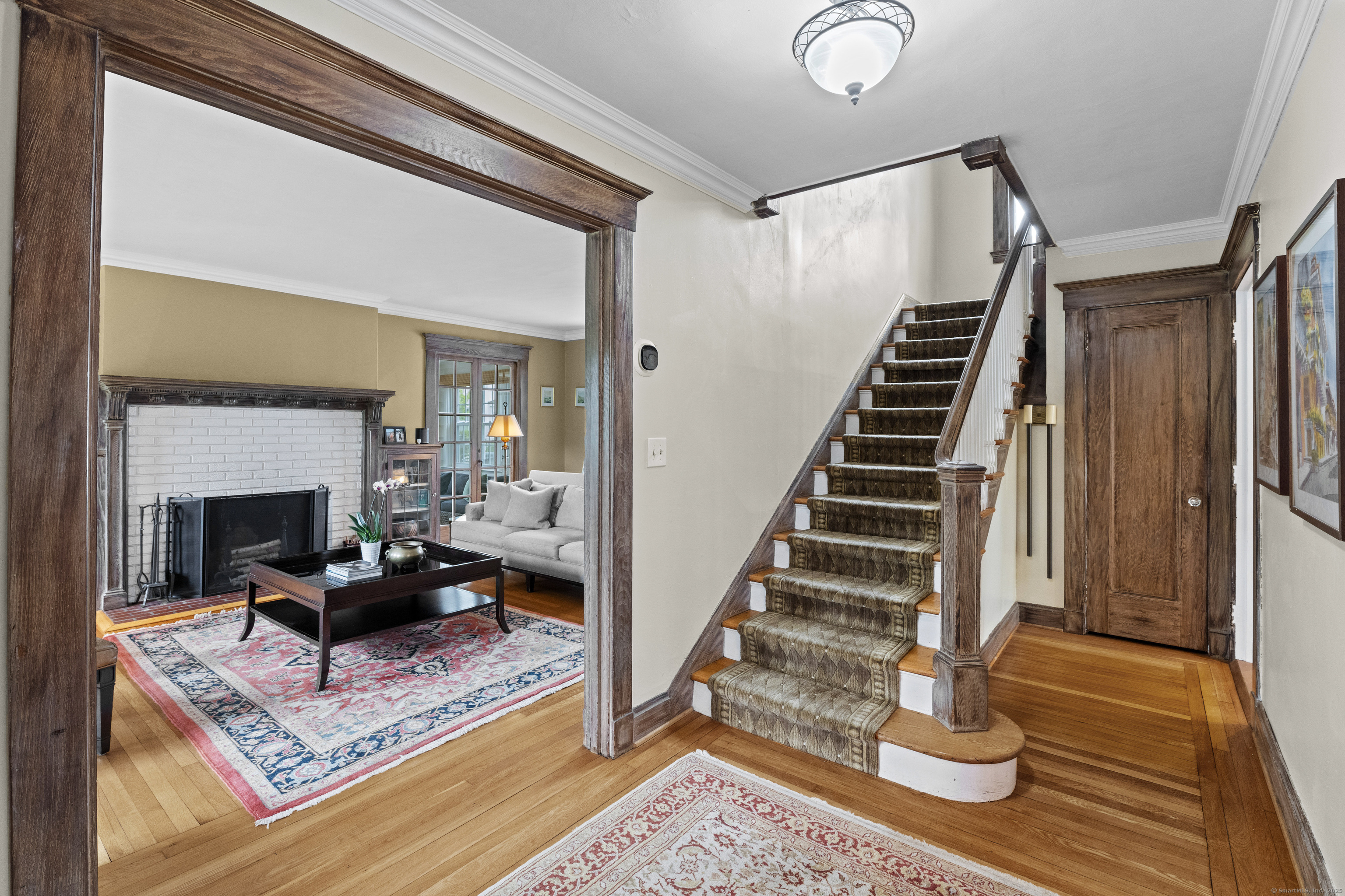 25 West Park Avenue