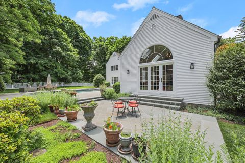 A home in New Canaan