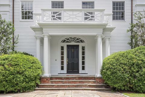 A home in New Canaan