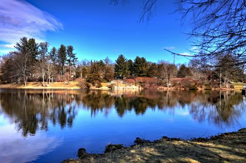 A home in Southbury