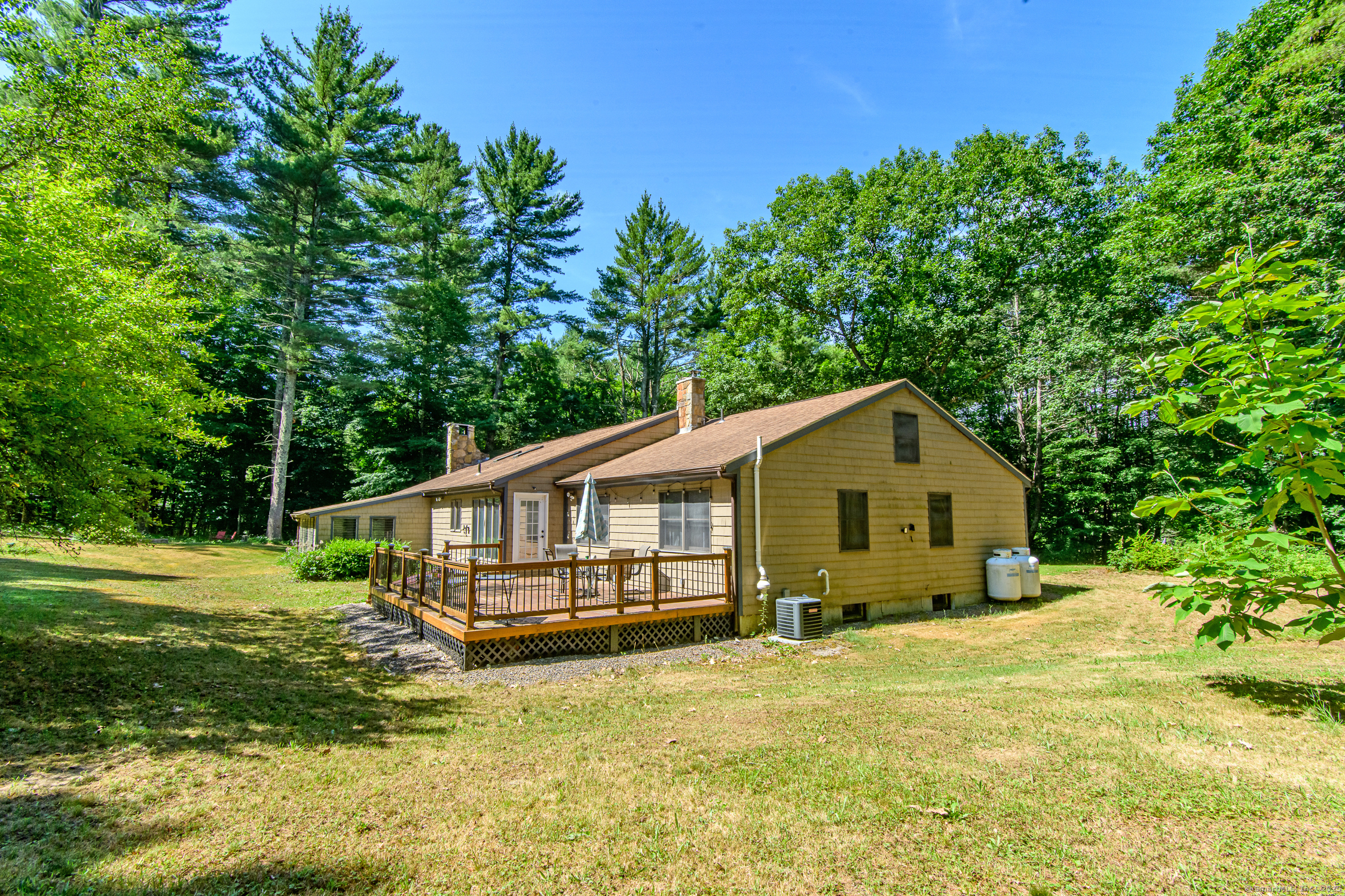 1668 North Road