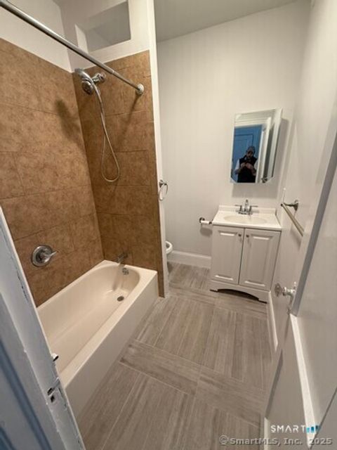 Tiny photo for 355 Greenwich Avenue #2B, Greenwich, CT 06830 (MLS # 24145394)