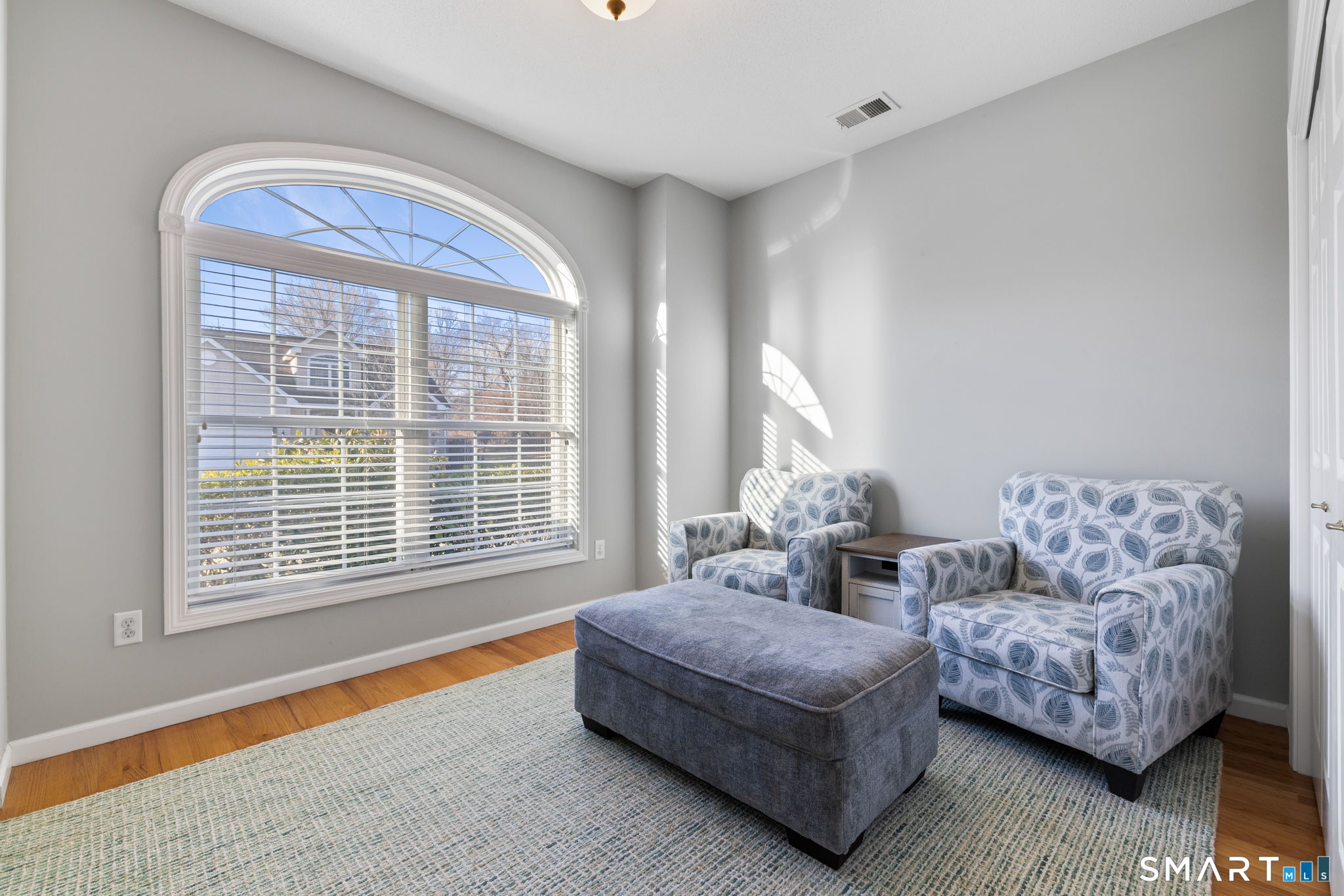 9 Green Briar Drive 9