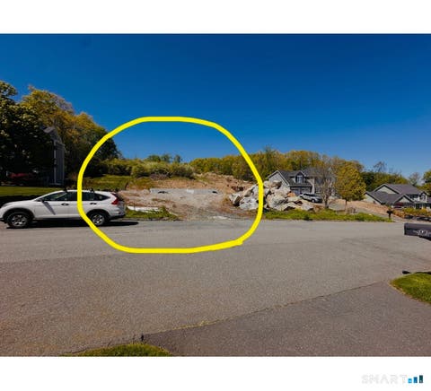 Tiny photo for 100 Loop Road, Watertown, CT 06795 (MLS # 24199419)