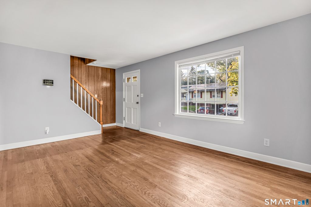 Photo of 339 Goldenrod Avenue, Bridgeport, CT 06606 (MLS # 24146823)