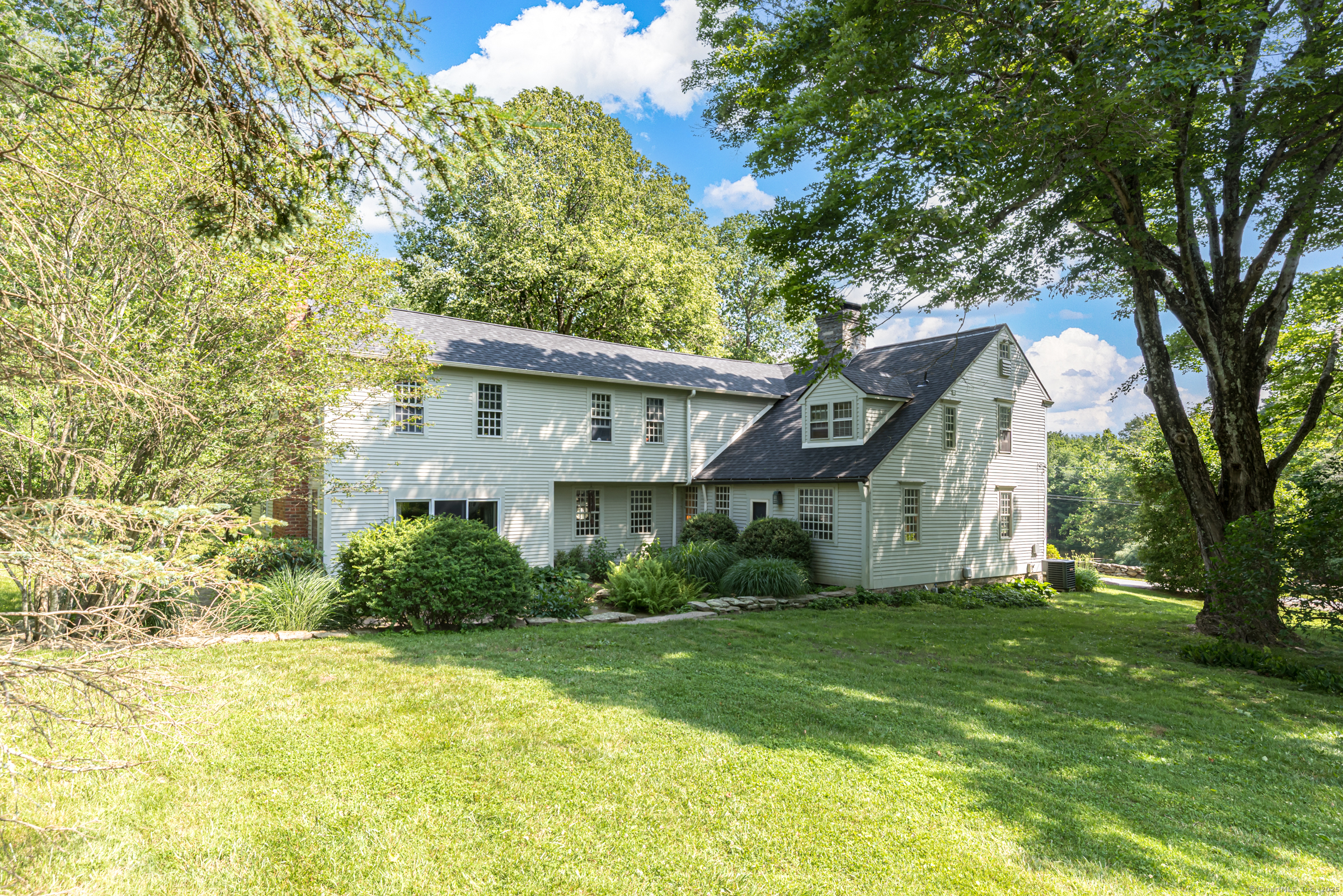 85 Potash Hill Road