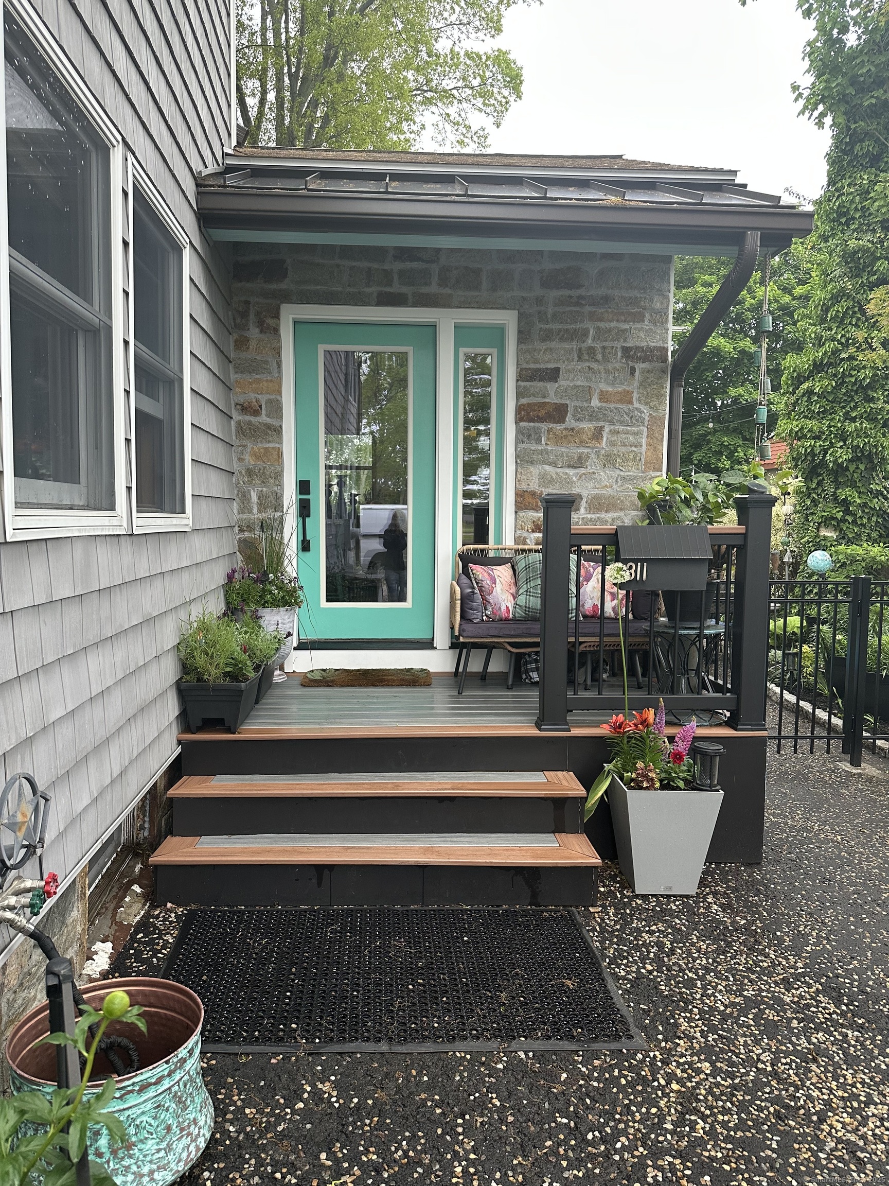 311 Captain Thomas Boulevard, West Haven, Connecticut image 2