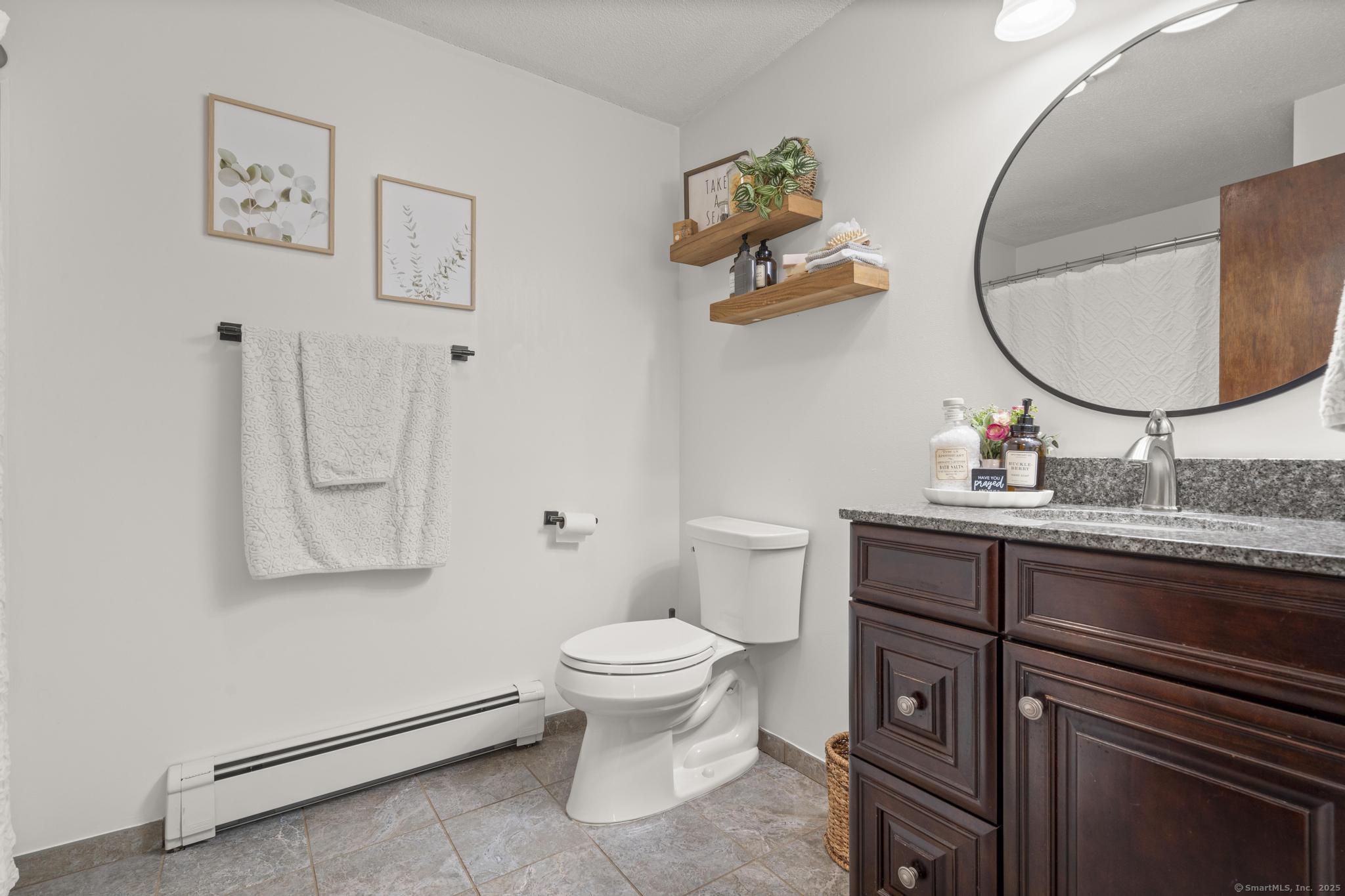 95 Tanglewood Drive, Hamden, Connecticut image 27