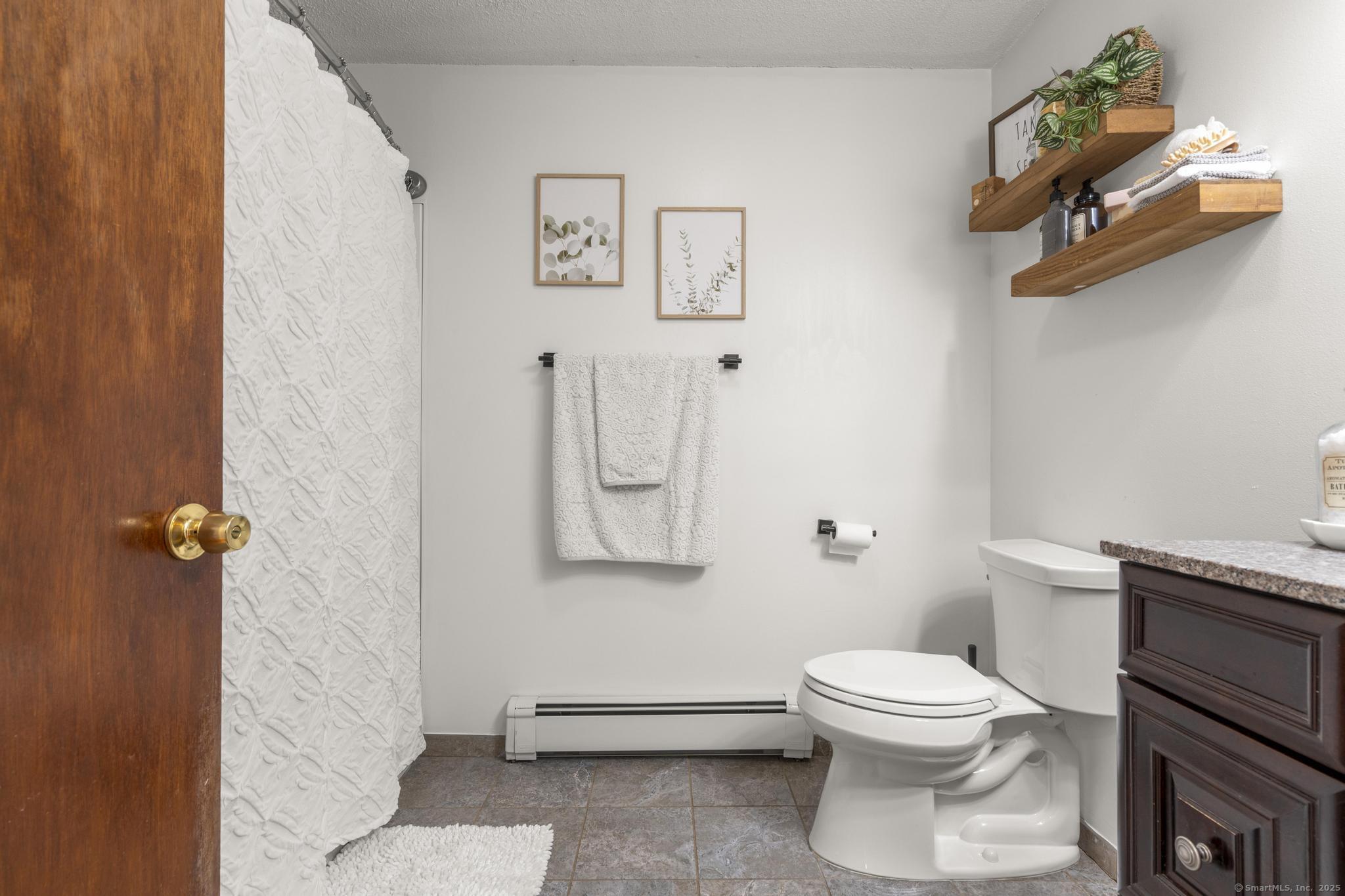 95 Tanglewood Drive, Hamden, Connecticut image 28