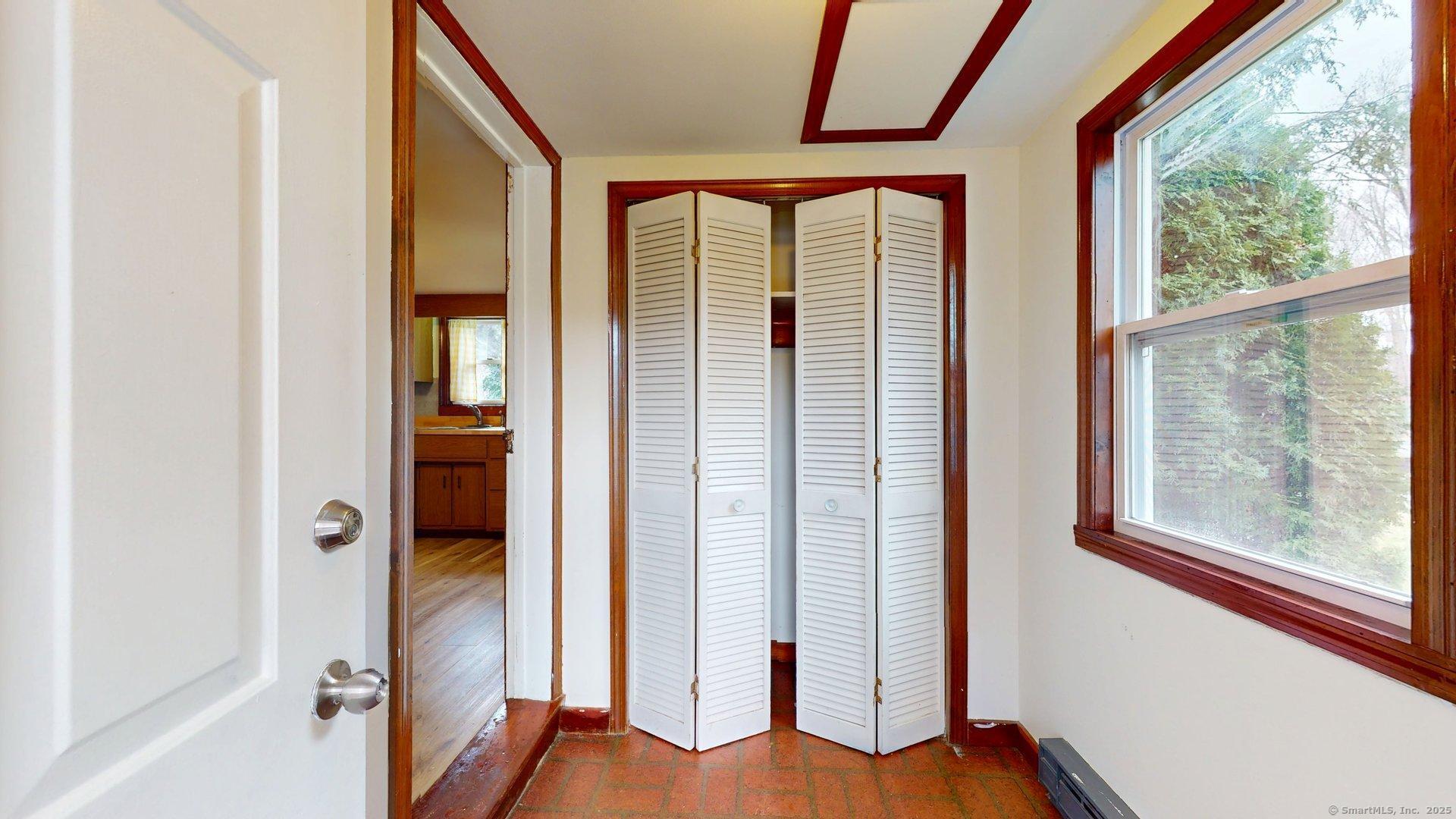 199 Toll Gate Road, Groton, Connecticut image 8
