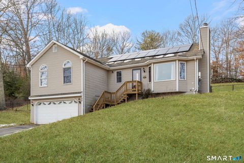 Photo of 89 Kinney Hill Road, Plainfield, CT 06374 (MLS # 24145824)