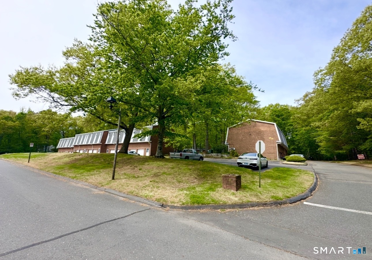 313 Dunfey Lane 313