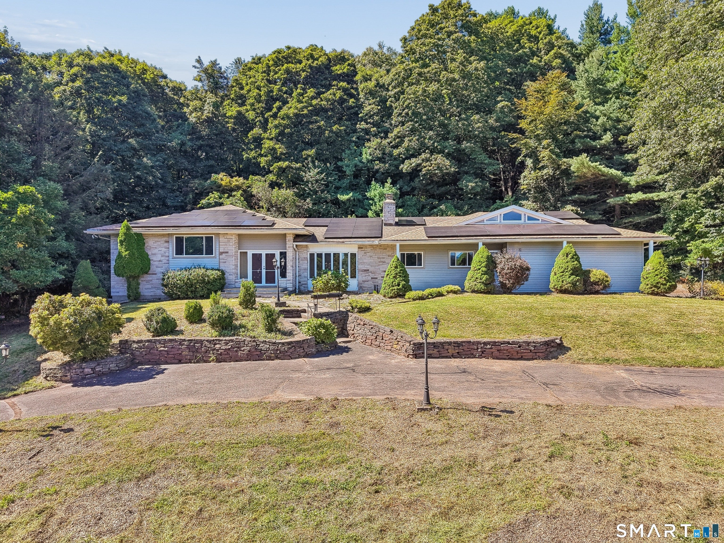 265 Brownstone Ridge
