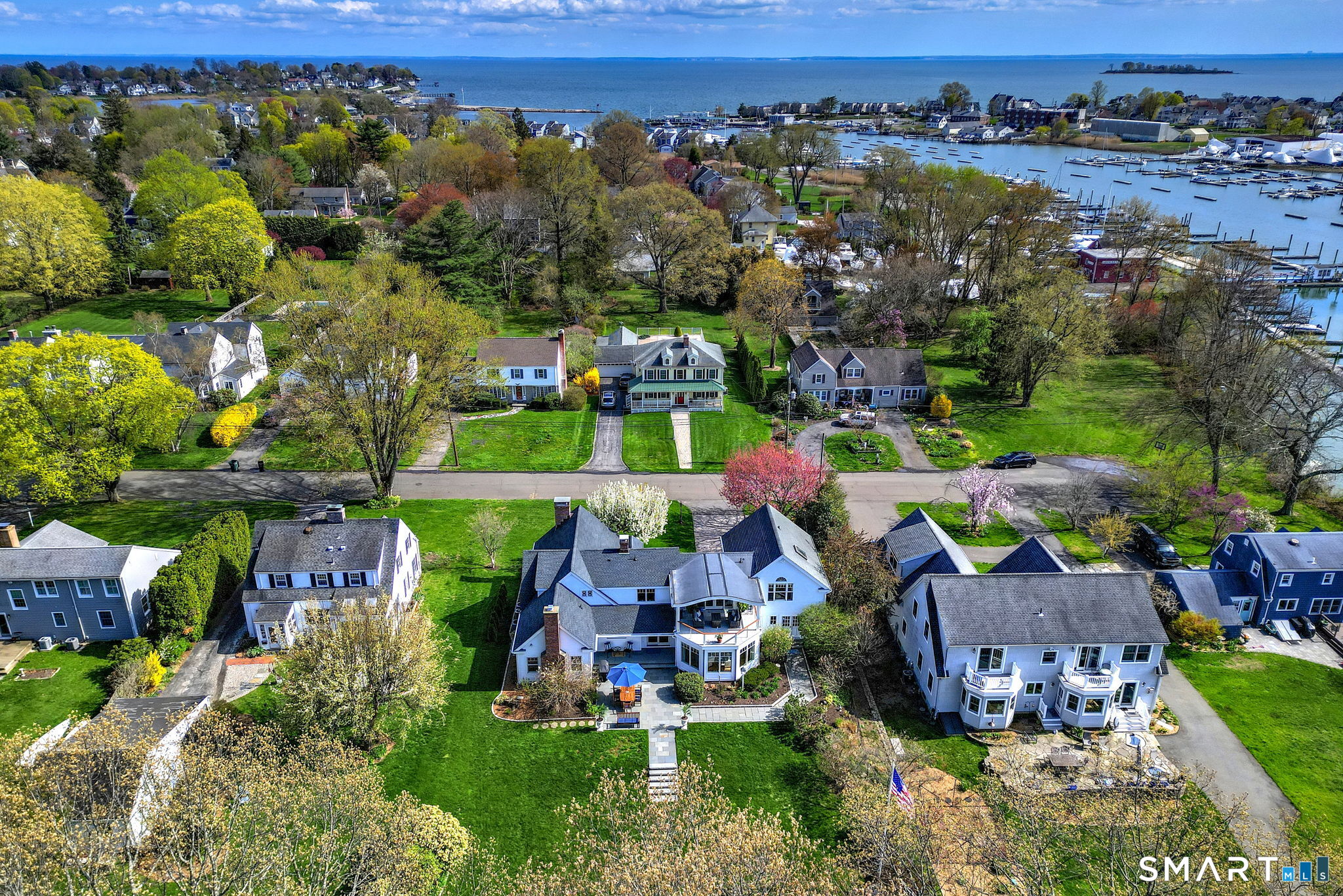 77 Carrington Avenue