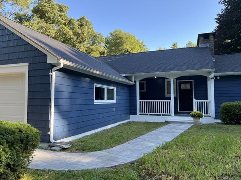 A home in New Hartford