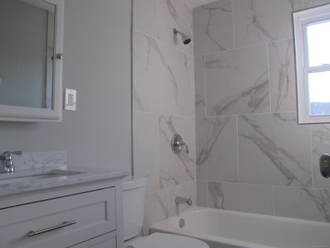 Tiny photo for 175 Seaton Road #APT 3, Stamford, CT 06902 (MLS # 24151501)