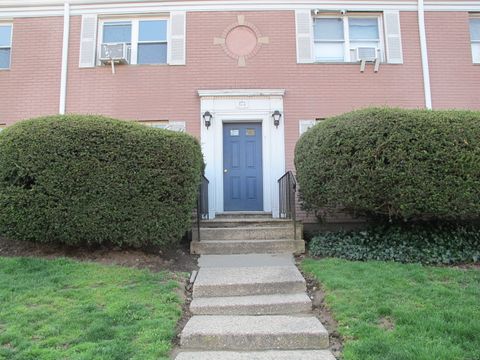 Tiny photo for 175 Seaton Road #APT 3, Stamford, CT 06902 (MLS # 24151501)