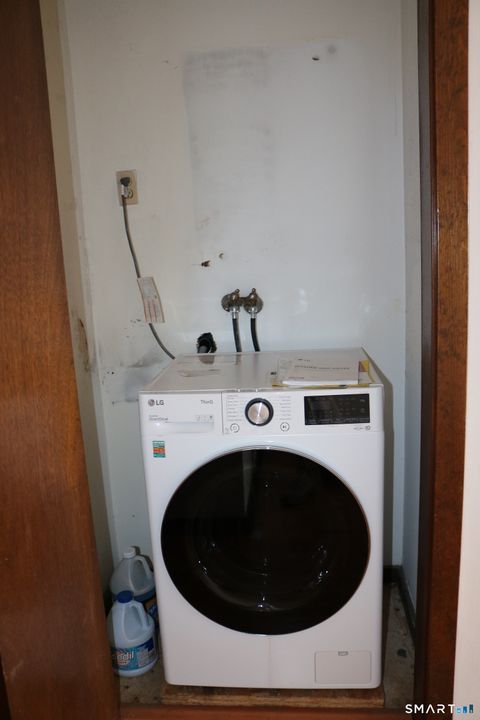 Tiny photo for 279 Redstone Hill Road #APT 58, Bristol, CT 06010 (MLS # 24149950)