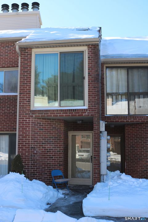 Photo of 279 Redstone Hill Road #APT 58, Bristol, CT 06010 (MLS # 24149950)