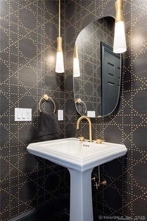 Tiny photo for 184 Marvin Ridge Road, New Canaan, CT 06840 (MLS # 24128585)