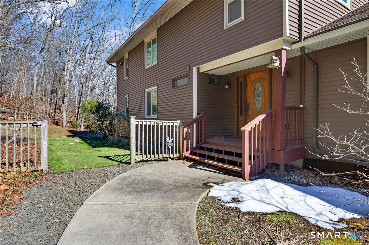 1450 Mount Carmel Avenue