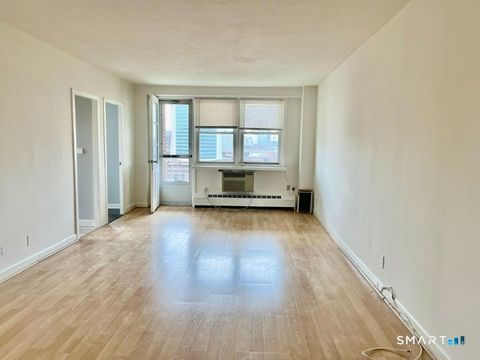 Tiny photo for 444 Bedford Street #APT 9R, Stamford, CT 06901 (MLS # 24160444)