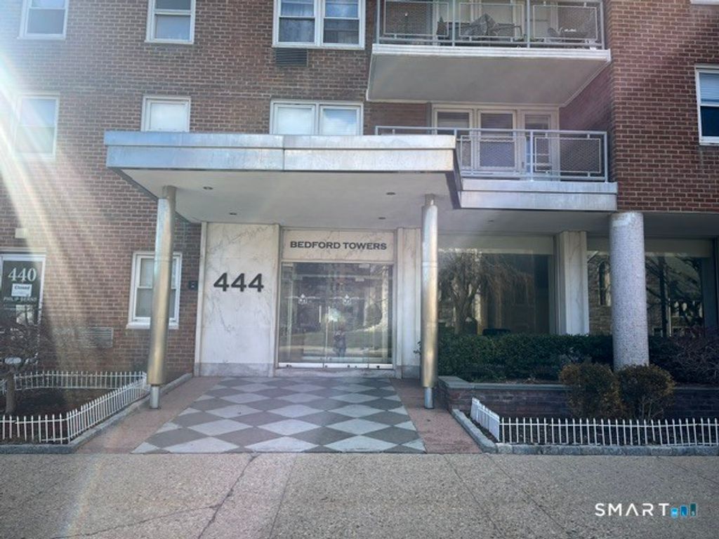 Photo of 444 Bedford Street #APT 9R, Stamford, CT 06901 (MLS # 24160444)