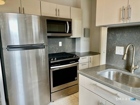 Tiny photo for 444 Bedford Street #APT 9R, Stamford, CT 06901 (MLS # 24160444)