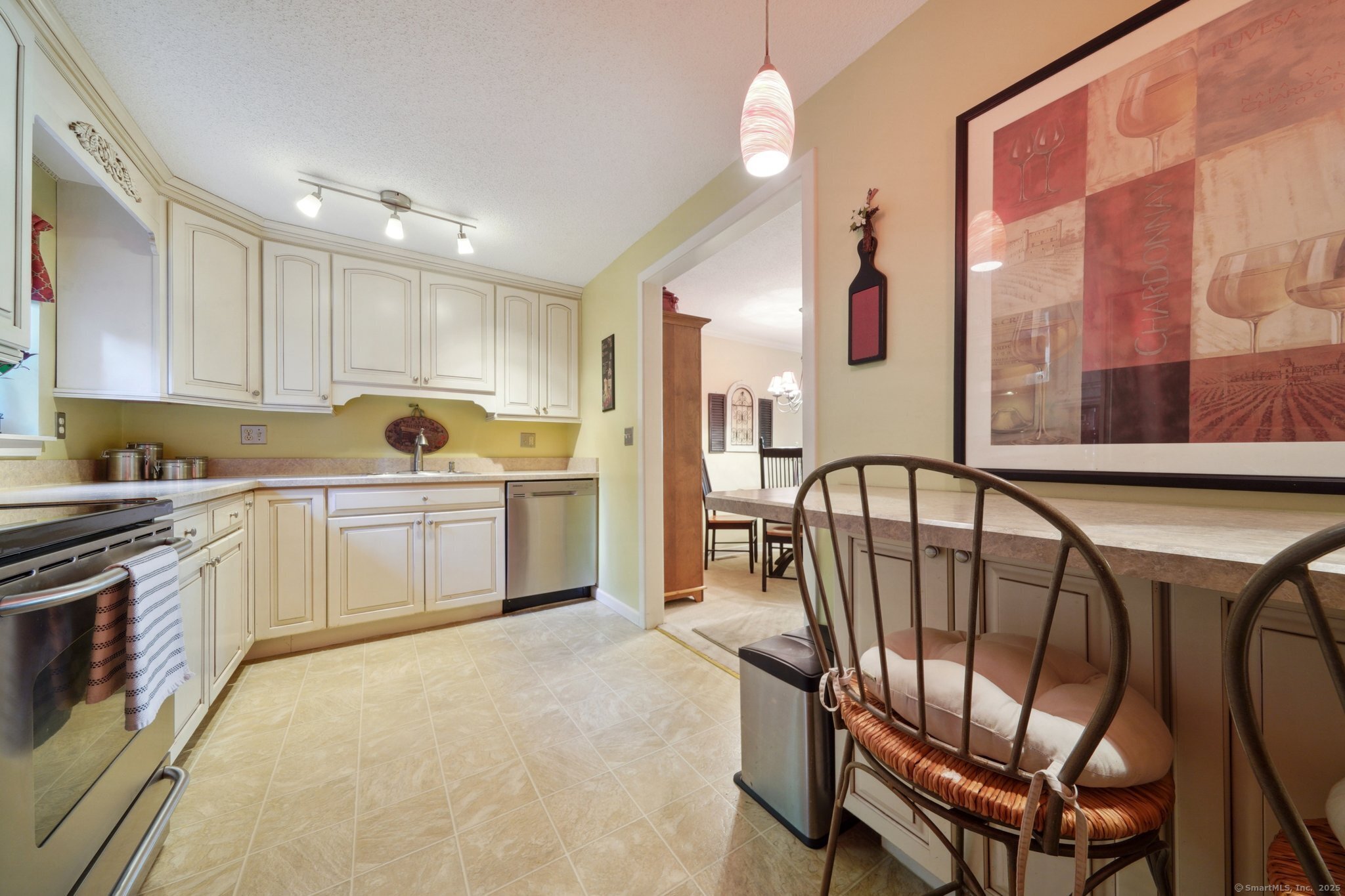 21 Linden Street #APT 15, Norwalk, Connecticut image 9