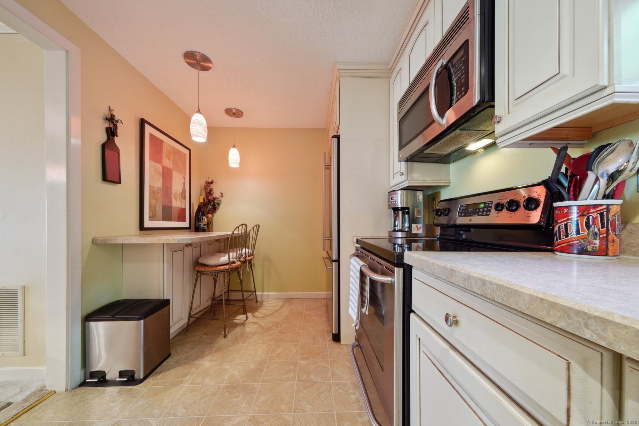 21 Linden Street #APT 15, Norwalk, Connecticut image 10