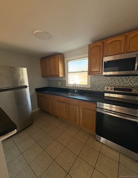 Tiny photo for 554 Eastern Street #3, New Haven, CT 06513 (MLS # 24143801)