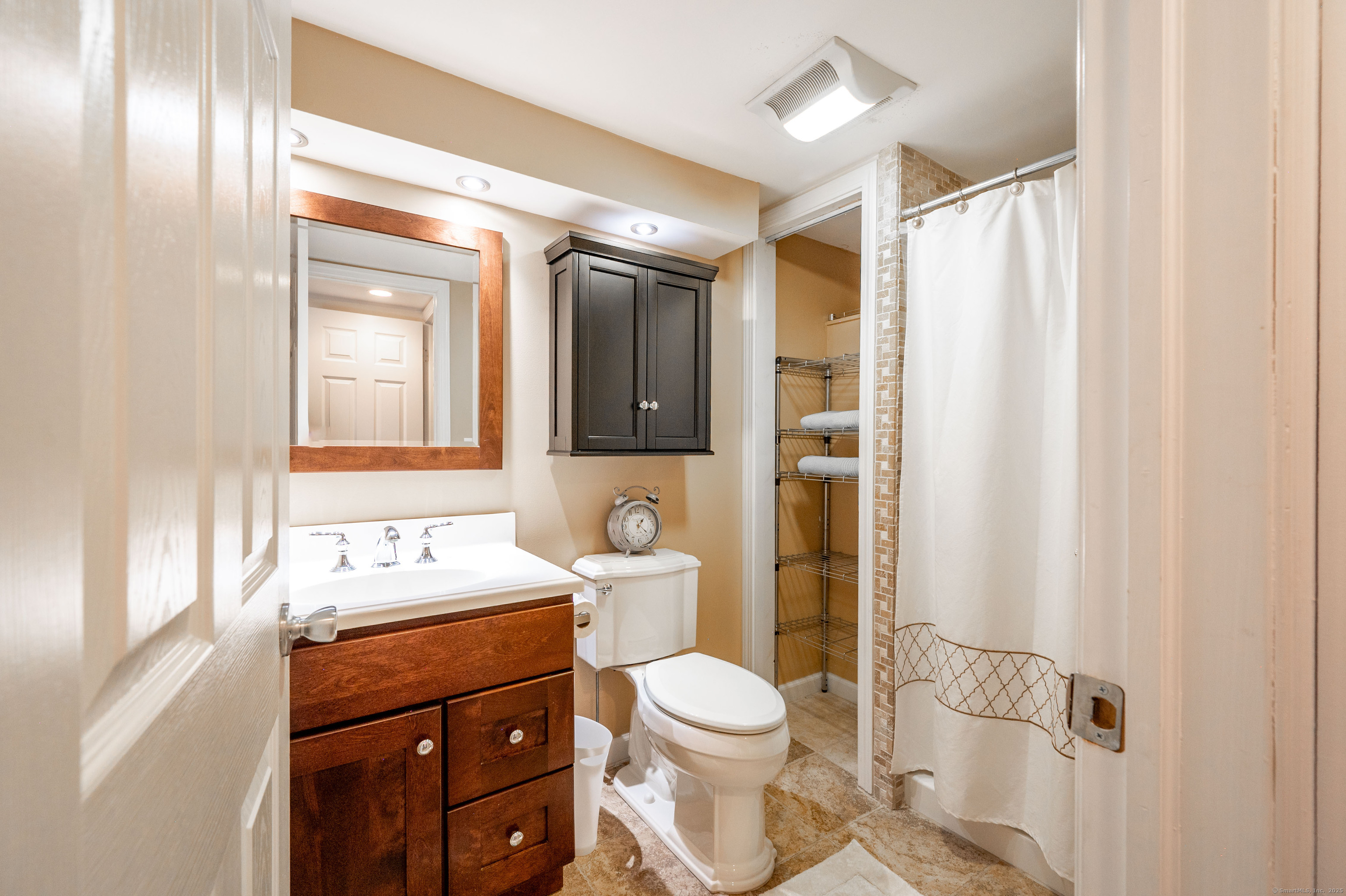 1 Brighton Street, Danbury, Connecticut image 30