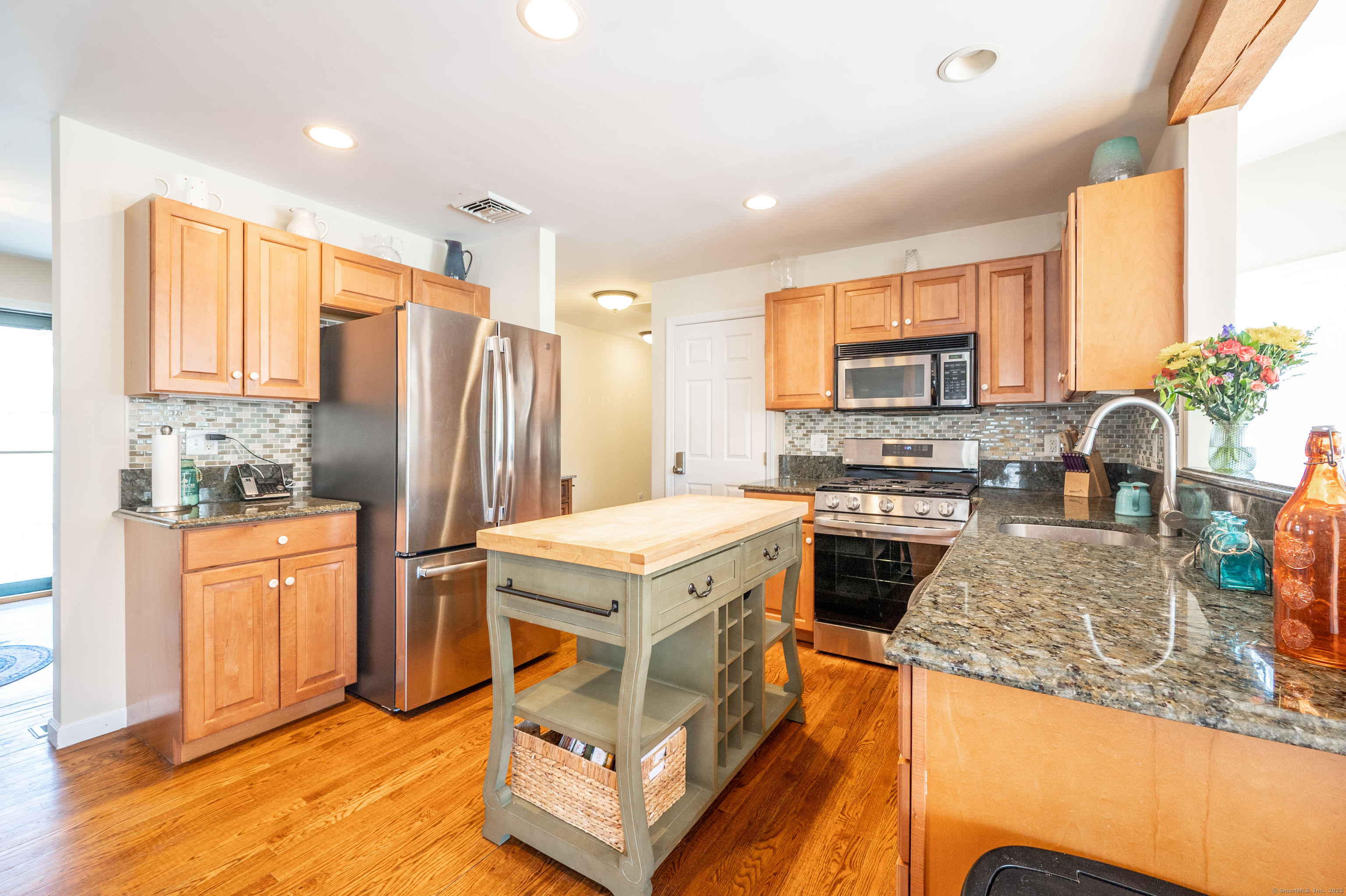 1 Brighton Street, Danbury, Connecticut image 9