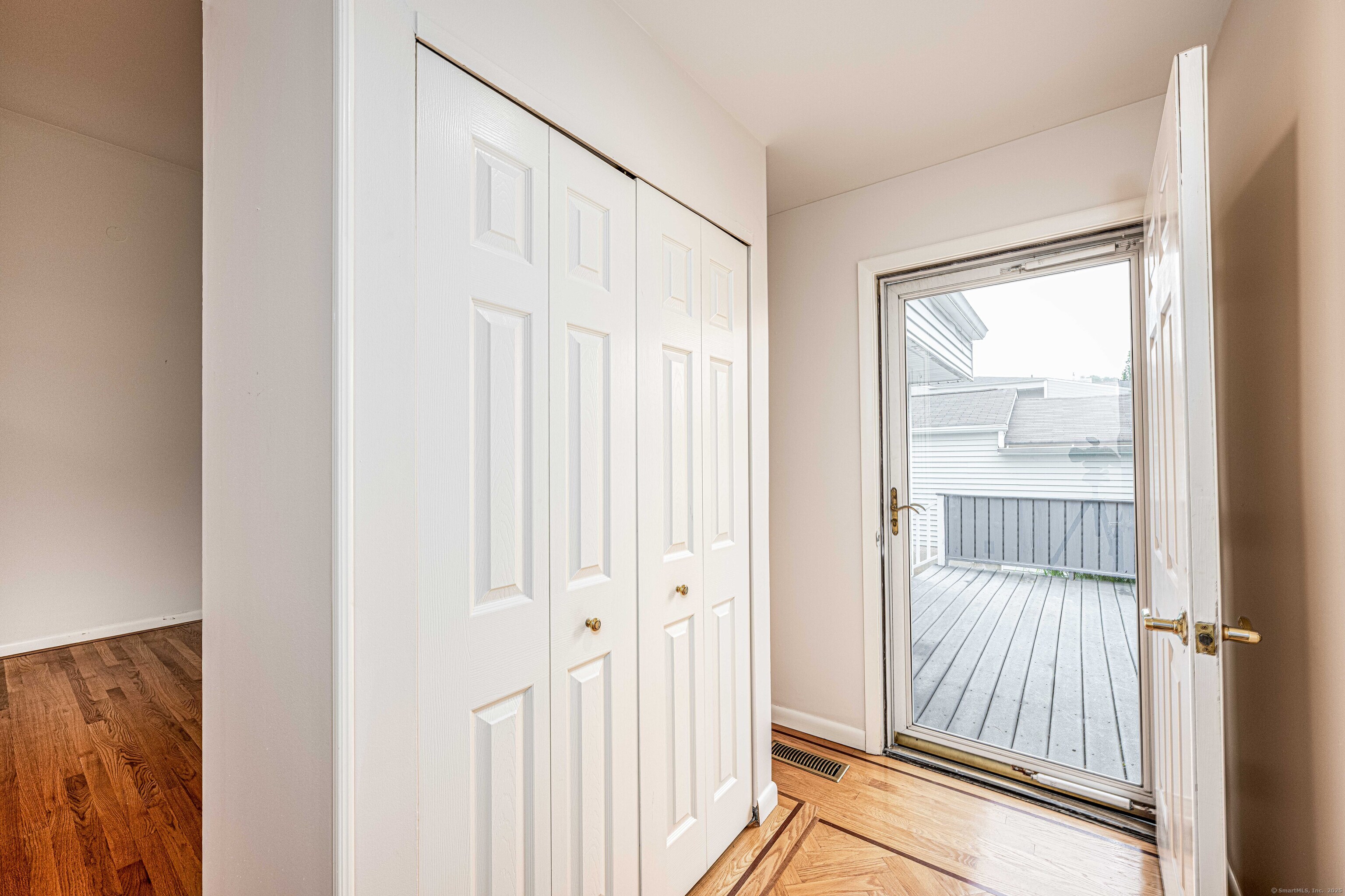 51 Stratton Way 51