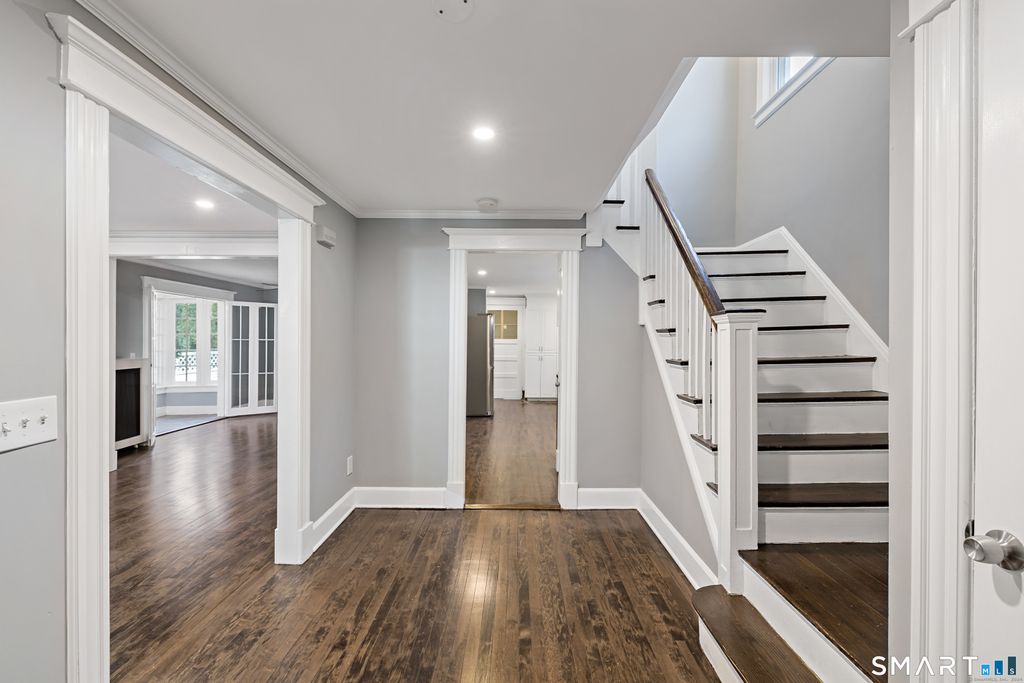 Photo of 151 Seaside Avenue #1, Stamford, CT 06902 (MLS # 24161430)