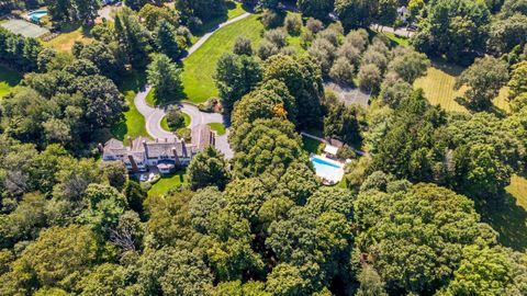 A home in New Canaan