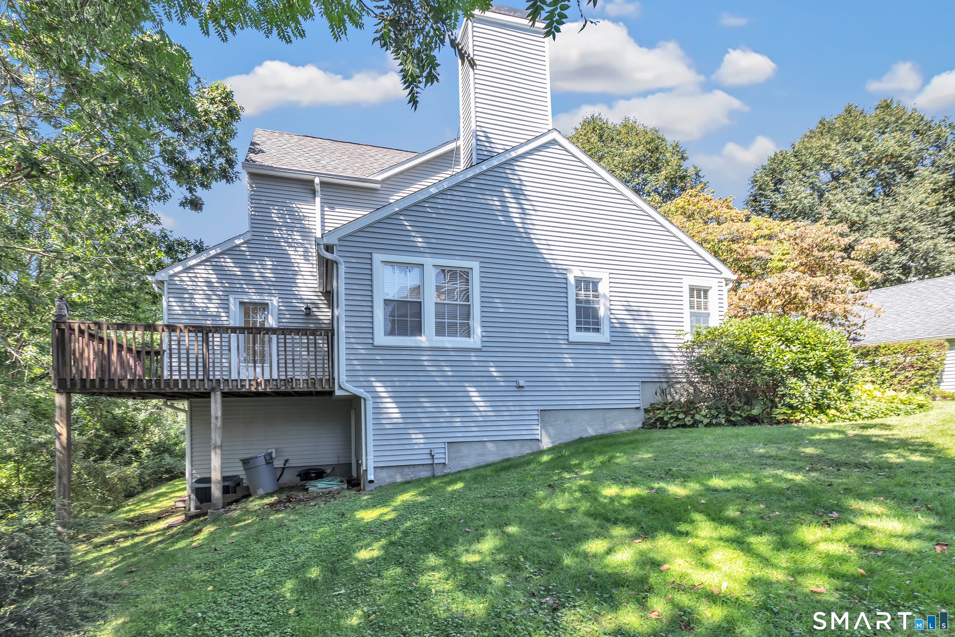 16 Rivendell Drive 16