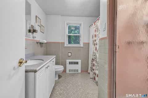 Tiny photo for 205 Stoneleigh Square, Fairfield, CT 06825 (MLS # 24196817)
