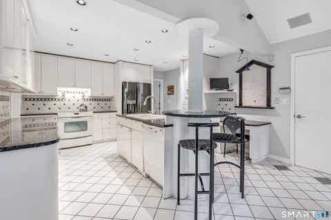 Tiny photo for 205 Stoneleigh Square, Fairfield, CT 06825 (MLS # 24196817)