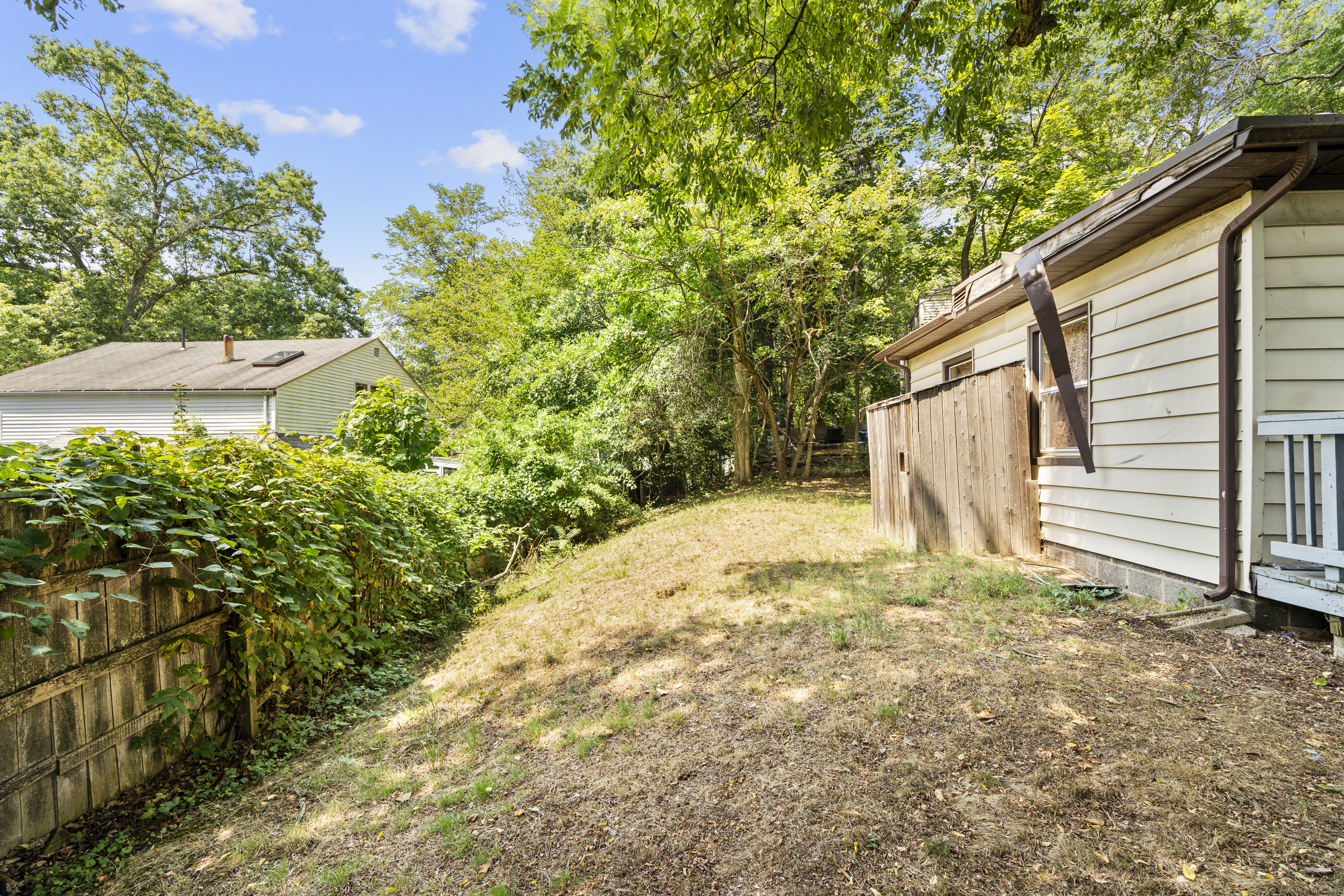 18 Hilltop Road