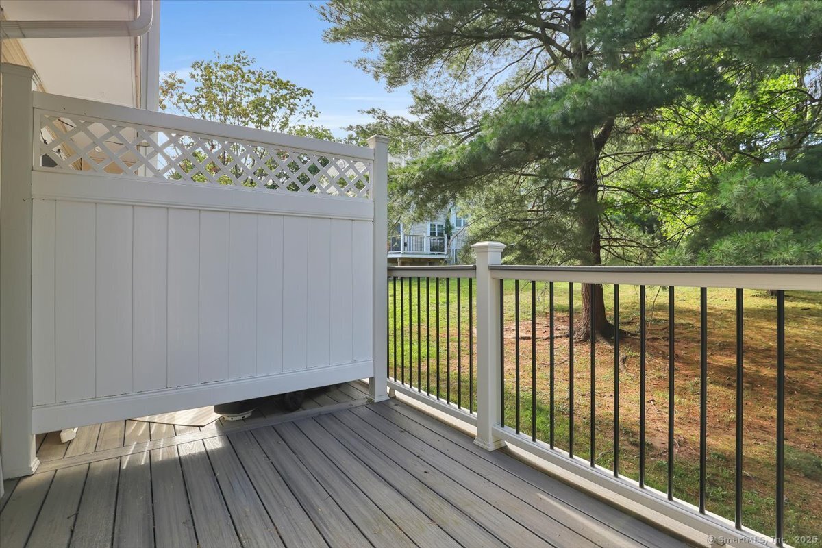 Rocky Hill, Connecticut 06067, United States, 2 Bedrooms Bedrooms, ,3 BathroomsBathrooms,Residential,Active,163817