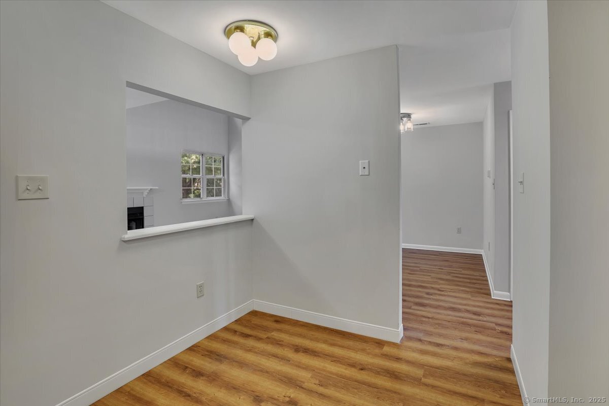 Rocky Hill, Connecticut 06067, United States, 2 Bedrooms Bedrooms, ,3 BathroomsBathrooms,Residential,Active,163817