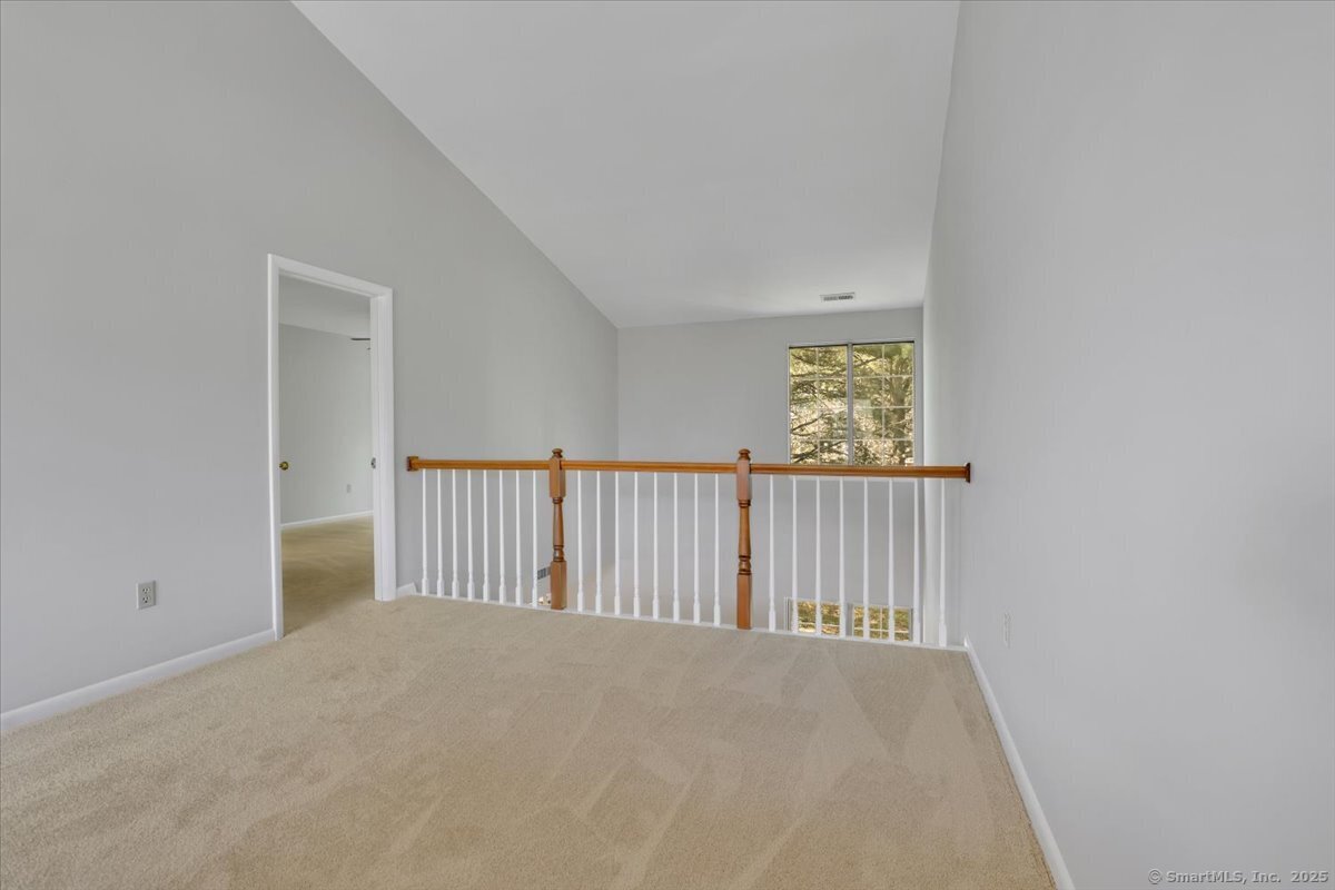 Rocky Hill, Connecticut 06067, United States, 2 Bedrooms Bedrooms, ,3 BathroomsBathrooms,Residential,Active,163817