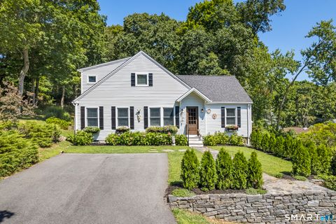 Photo of 16 Parker Terrace, Essex, CT 06426 (MLS # 24155589)