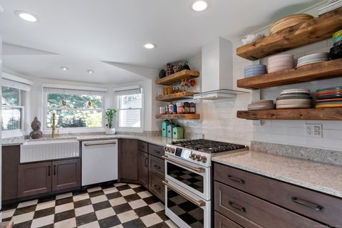 Tiny photo for 16 Parker Terrace, Essex, CT 06426 (MLS # 24155589)