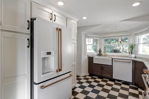 Tiny photo for 16 Parker Terrace, Essex, CT 06426 (MLS # 24155589)