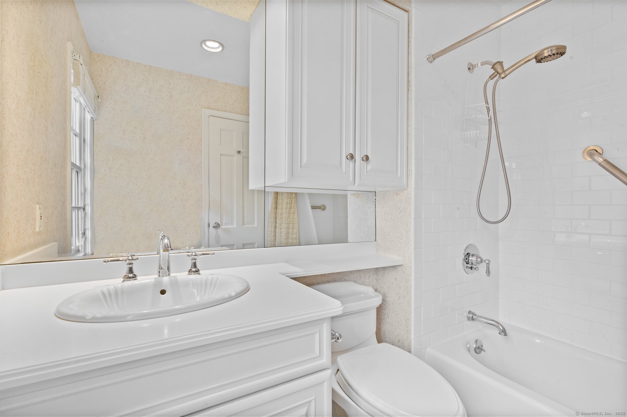 205 Main Street #APT 9, New Canaan, Connecticut image 23